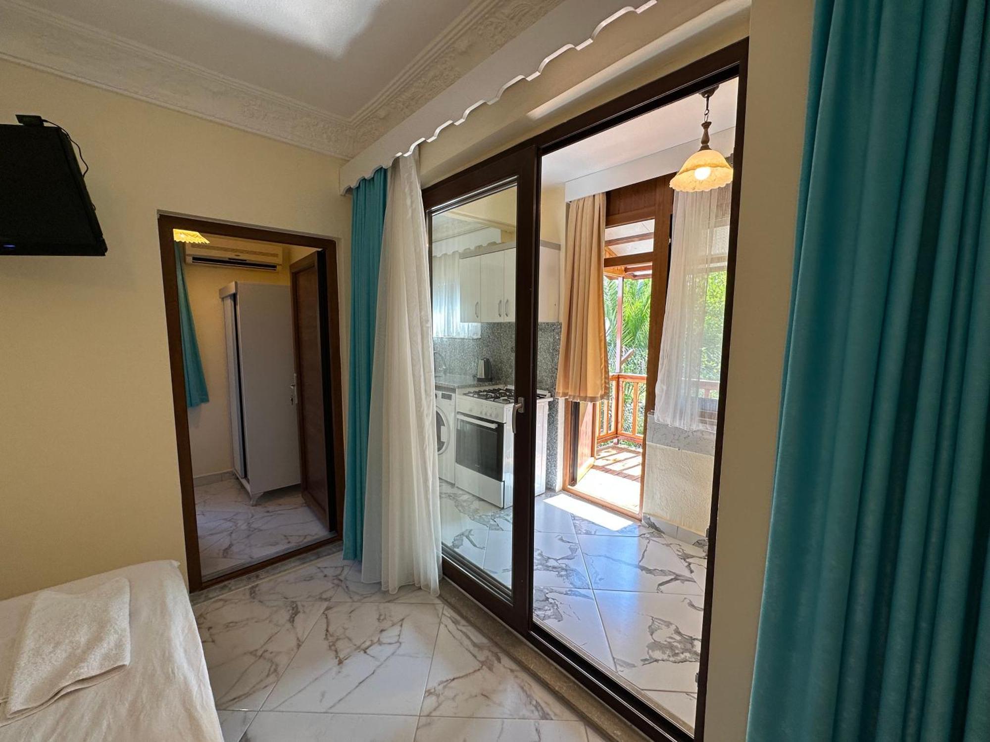 Çıralı Palm Konak Hotel מראה חיצוני תמונה